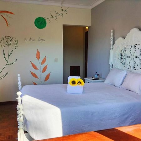 Anoitecer Itinerante Al - Antiga Residencial O Garfo Bed & Breakfast Ponte de Lima Exterior photo