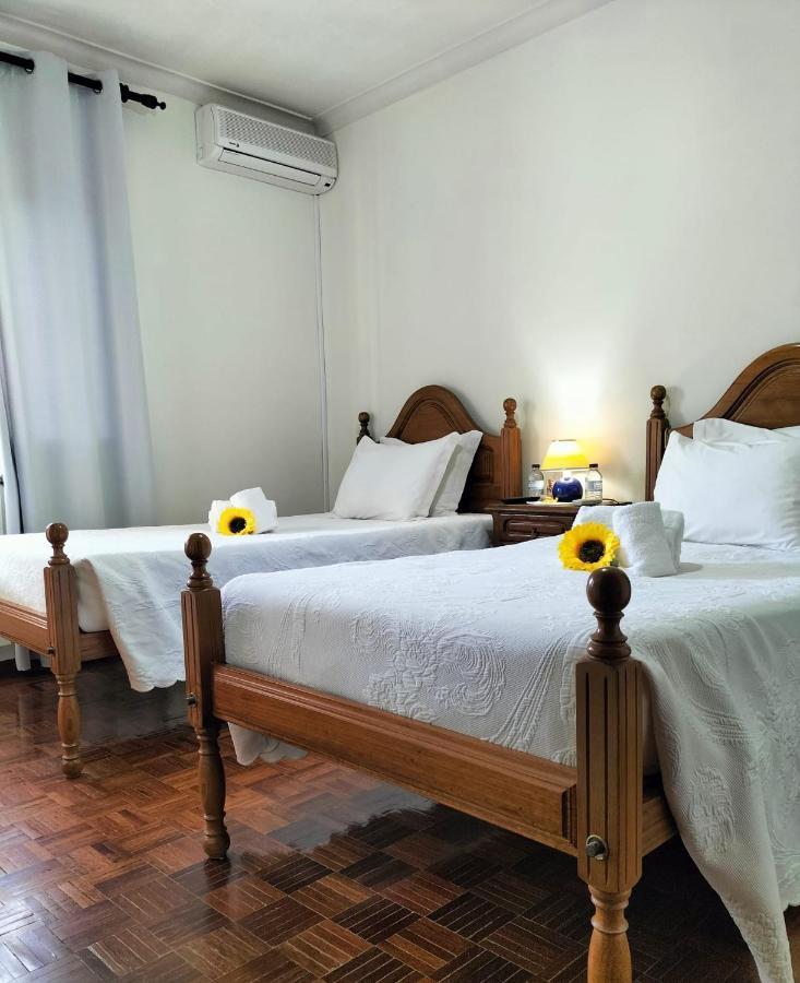 Anoitecer Itinerante Al - Antiga Residencial O Garfo Bed & Breakfast Ponte de Lima Exterior photo
